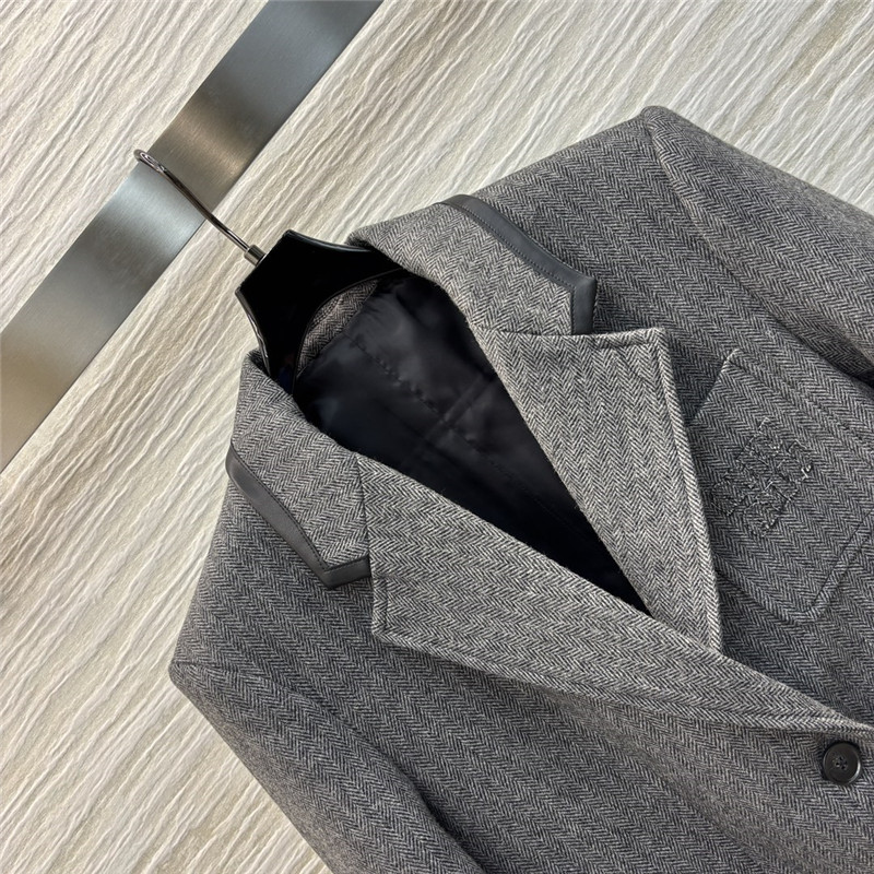 M1um1u contrast color shoulder pad suit