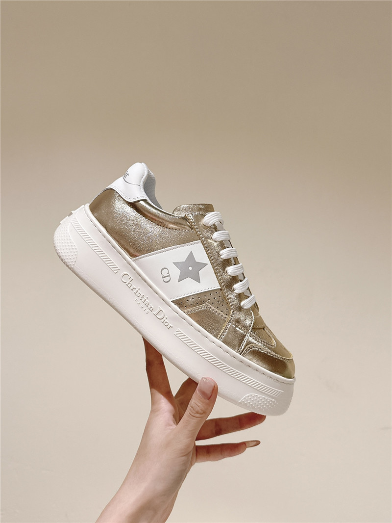 D10r gold star platform sneakers