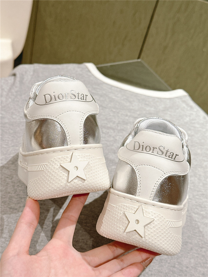 D10r silver star platform sneakers
