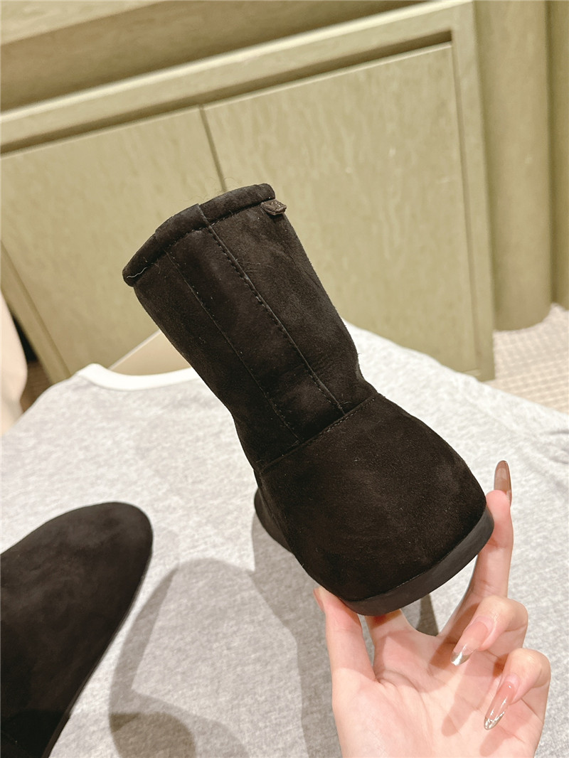 L0ew* suede lago shearling boots