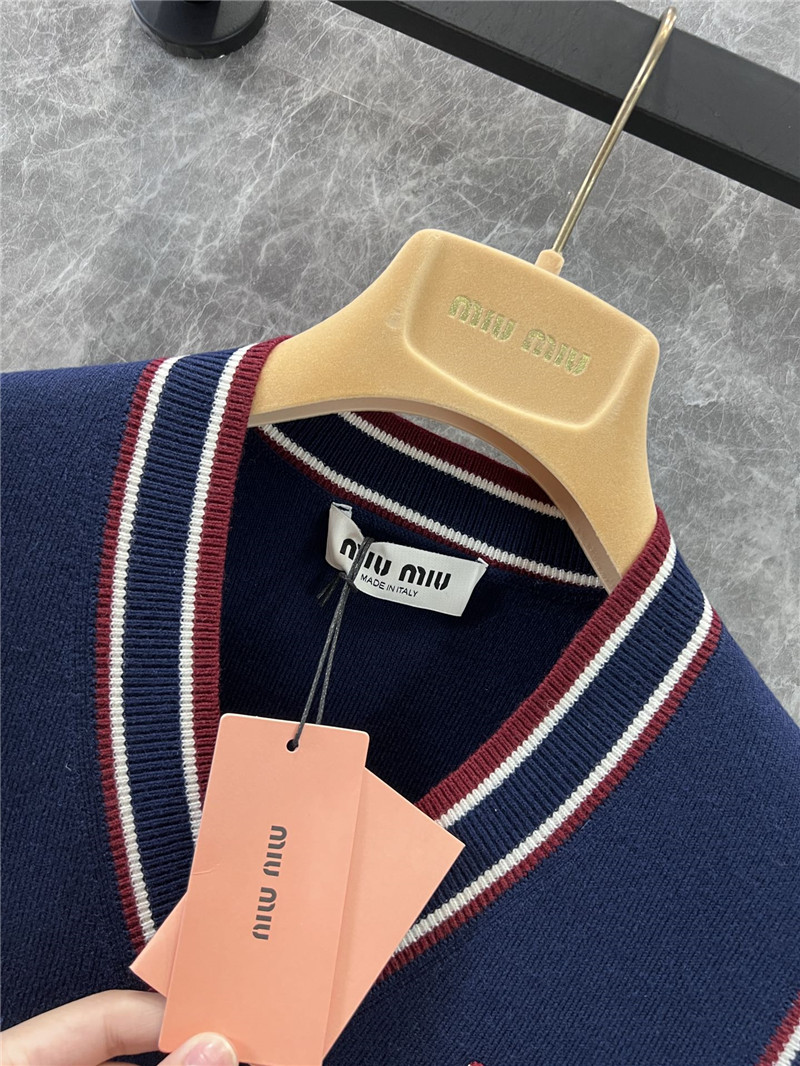 M1um1u cashmere knitted vest