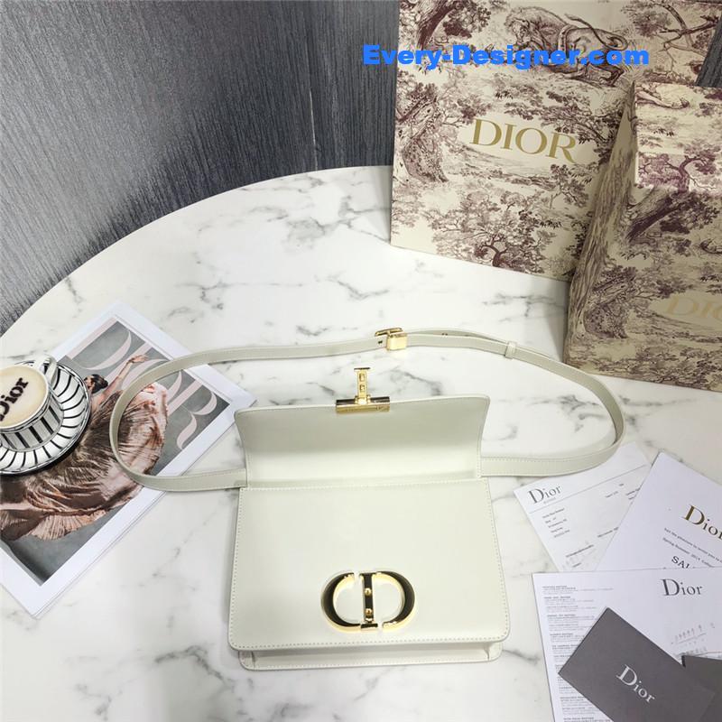 D10r 30 montaigne bag white box