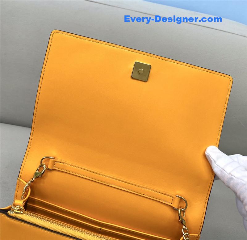 F**di chain wallet