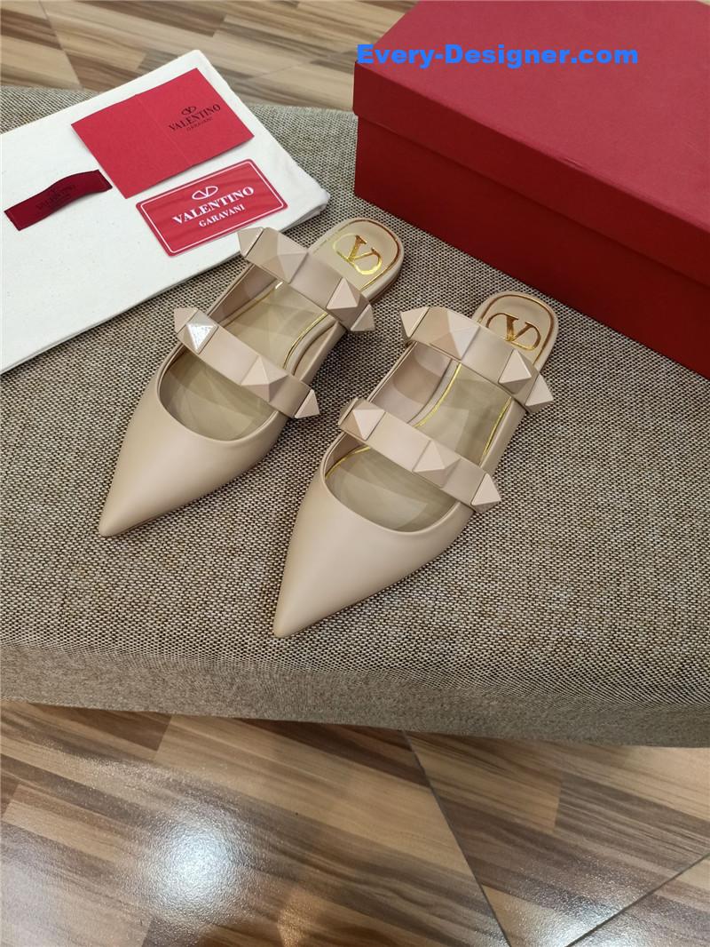 Va1e*ntin0 logo bronzing sandals