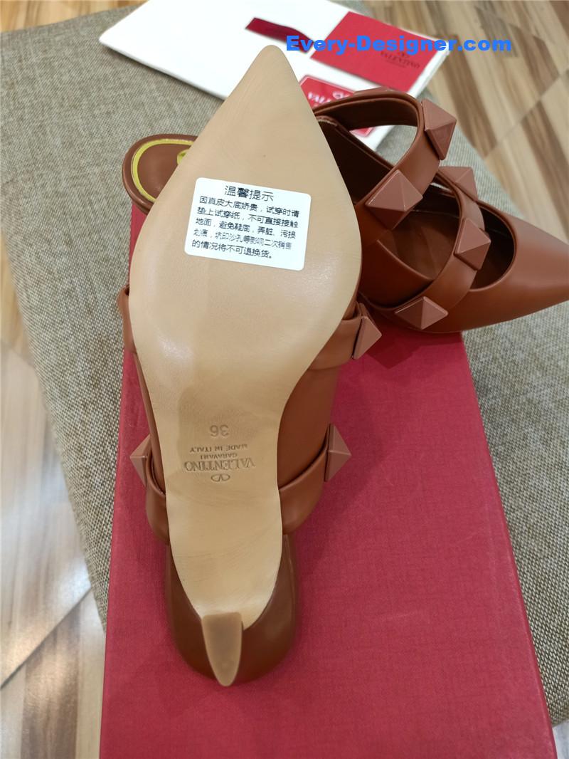 Va1e*ntin0 logo bronzing sandals