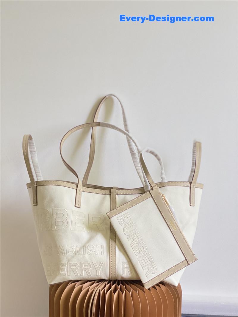 Bv*b*rry beach tote bag