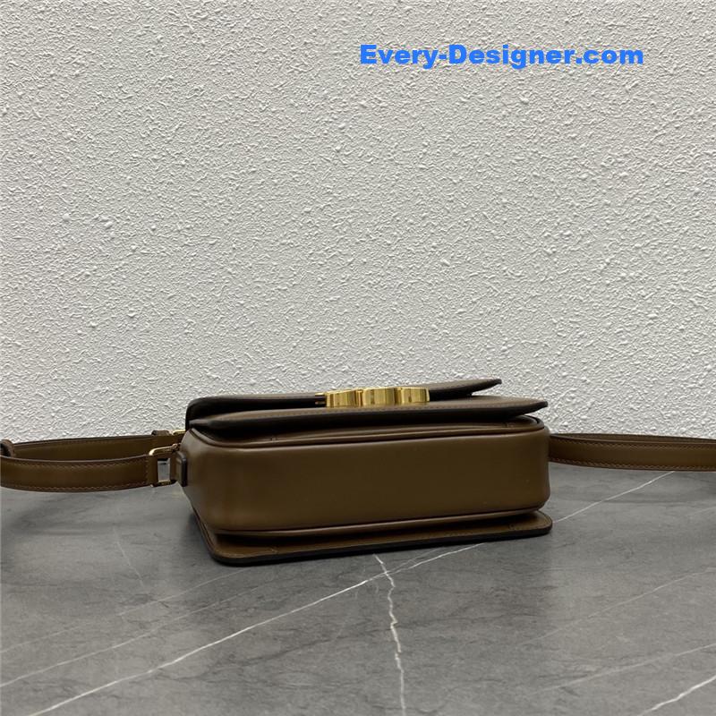 Ce1i*e triomphe bag