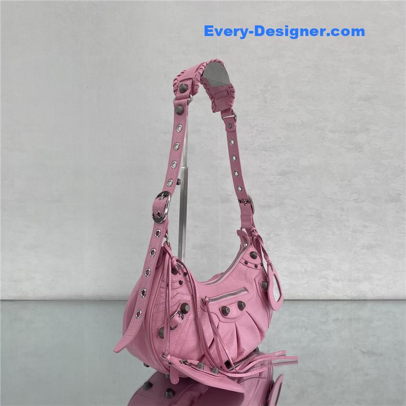 Ba1en*iaga le cagole leather shoulder bag pink