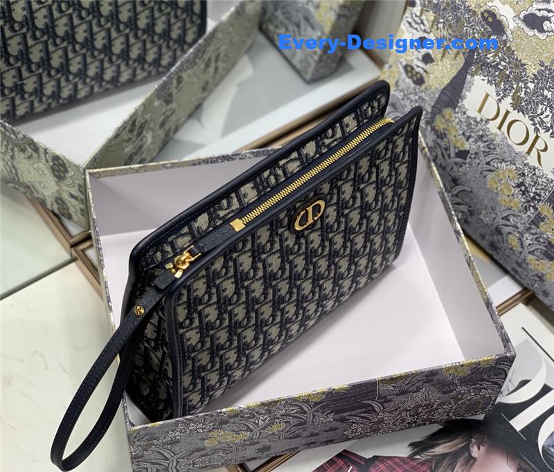 D10r oblique canvas clutch