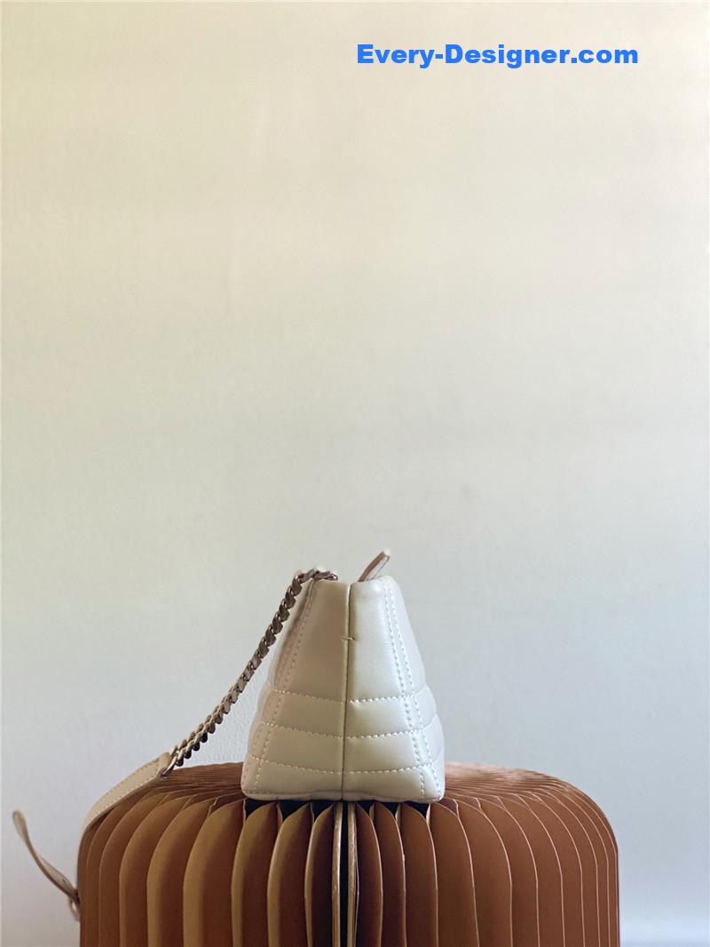 Bv*b*rry lola rose bag