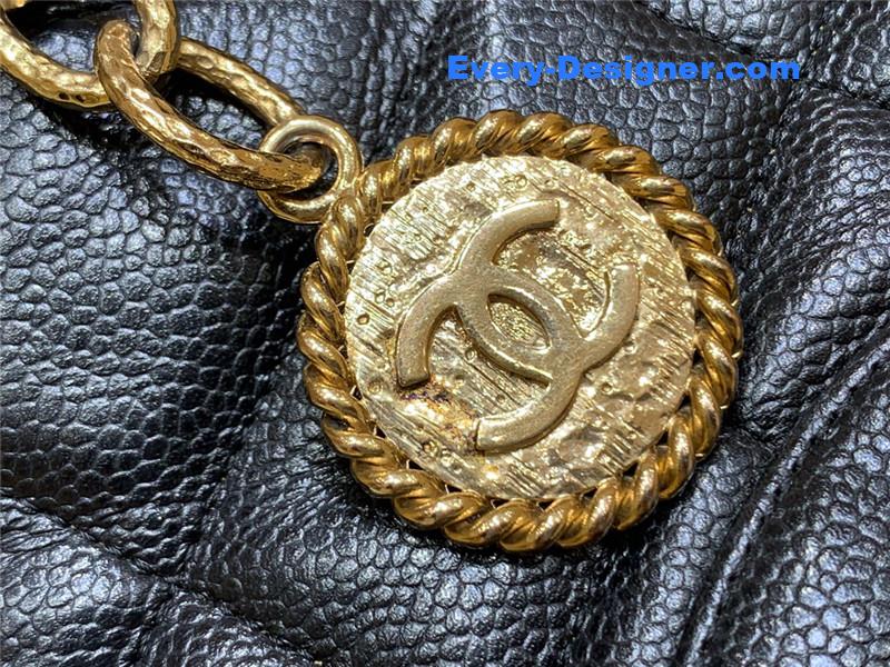 Ch**el classic vintage caviar leather hilton bag