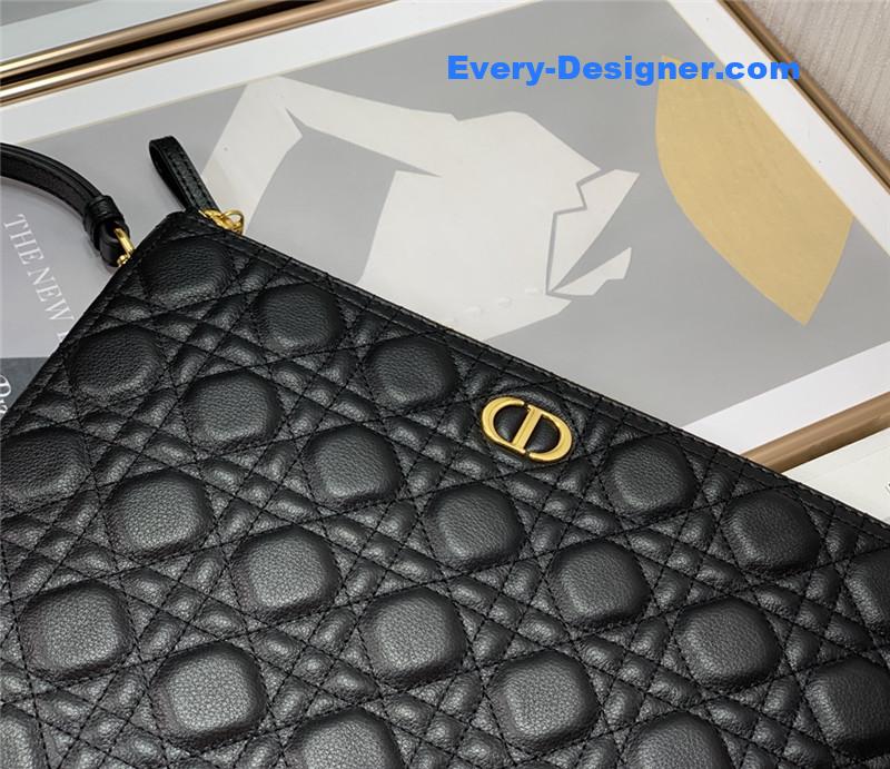 D10r caro clutch