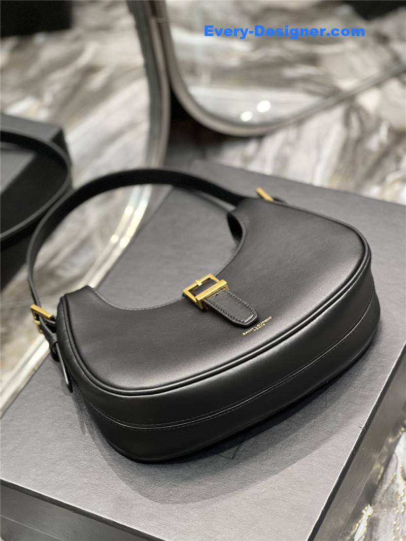Y51 black hobo bag