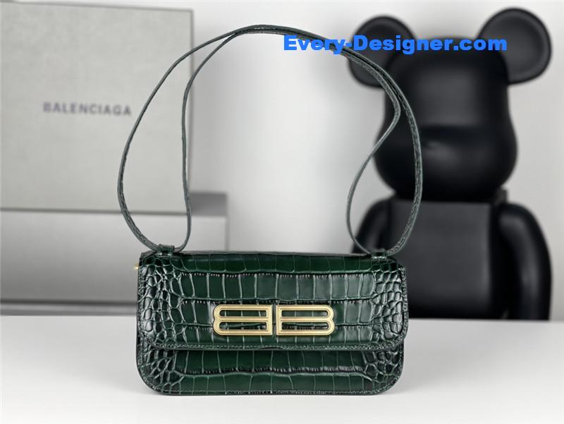 Ba1en*iaga gossip small bag crocodile
