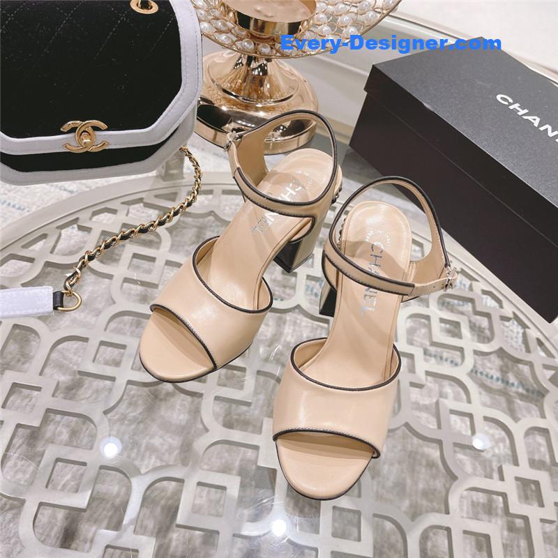 CC classic chunky heels