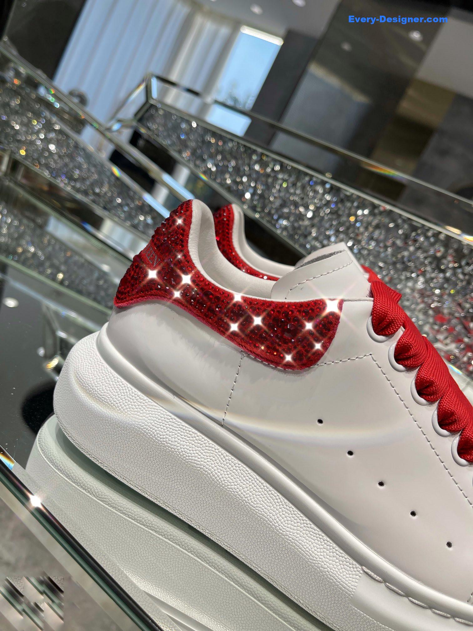 a1exa*der Mcqv*en couple sneakers