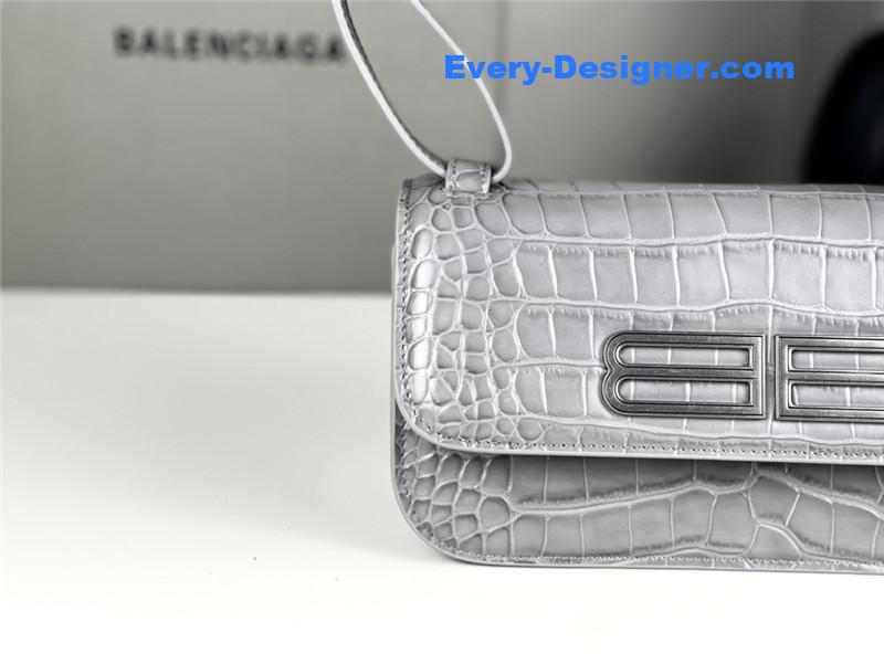 Ba1en*iaga gossip small bag crocodile