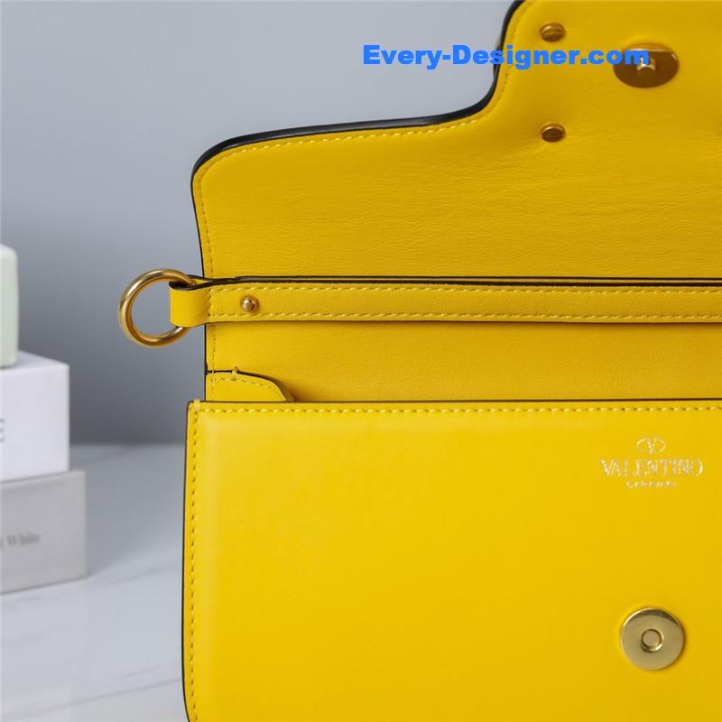 Va1e*ntin0 vlogo signature shoulder bag