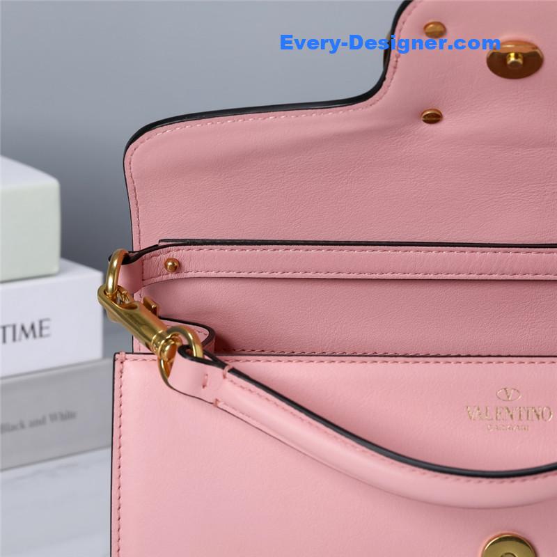 Va1e*ntin0 vlogo signature calfskin shoulder bag