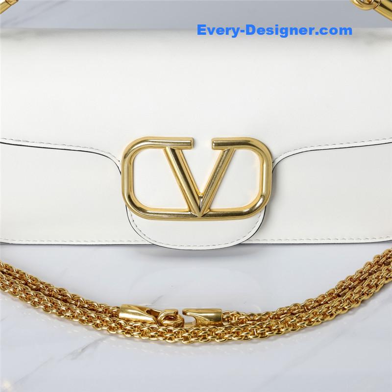 Va1e*ntin0 vlogo signature calfskin shoulder bag