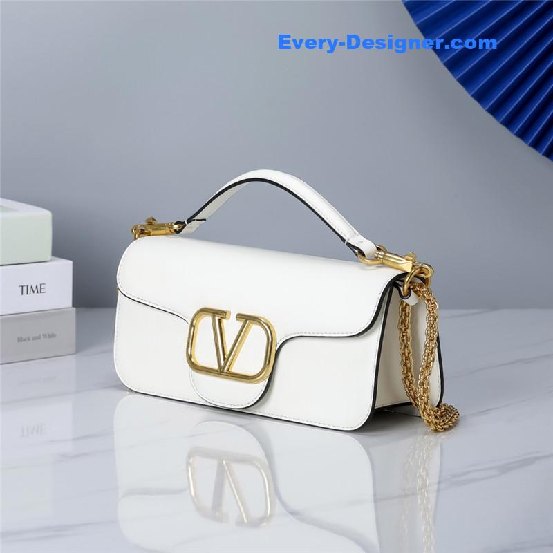 Va1e*ntin0 vlogo signature calfskin shoulder bag