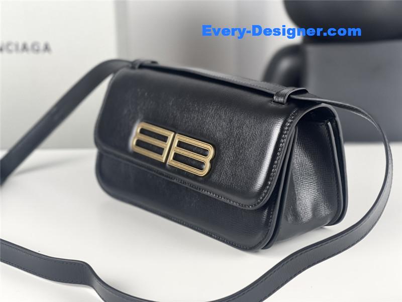 Ba1en*iaga gossip bag small