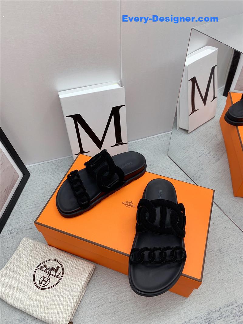 H**me5 couple shoes