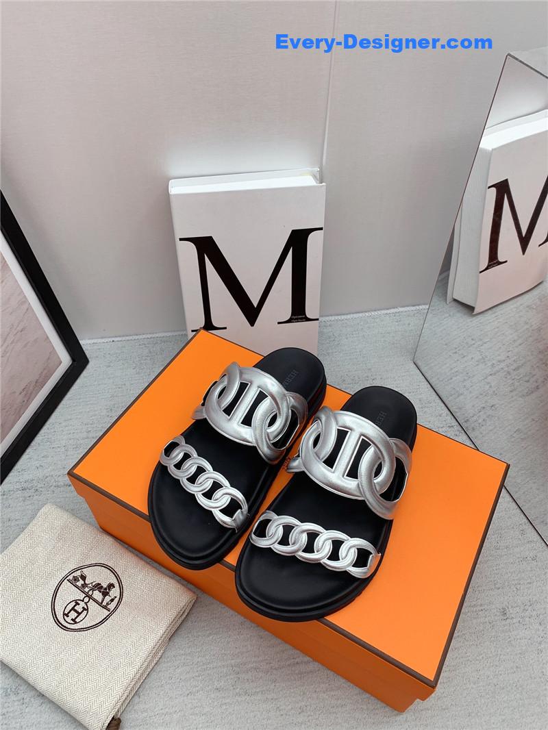 H**me5 couple shoes