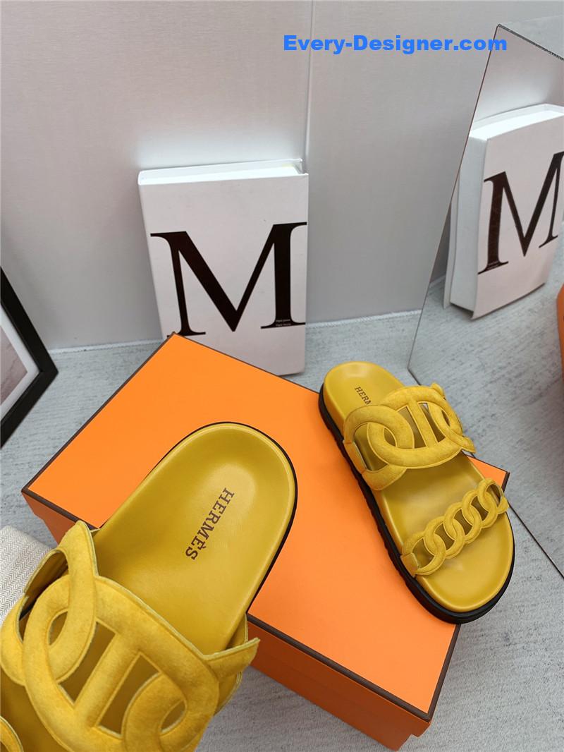 H**me5 couple shoes