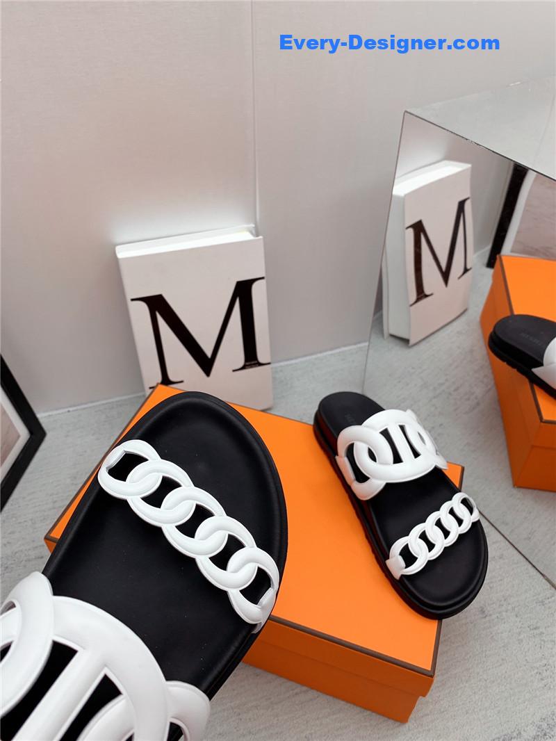 H**me5 couple shoes