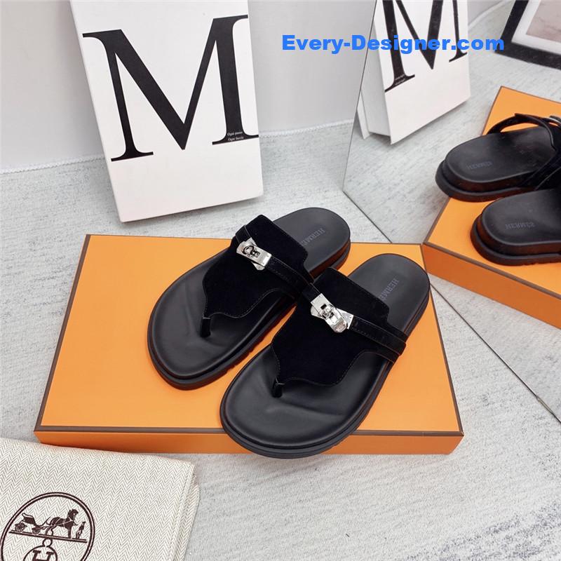 H**me5 couple shoes