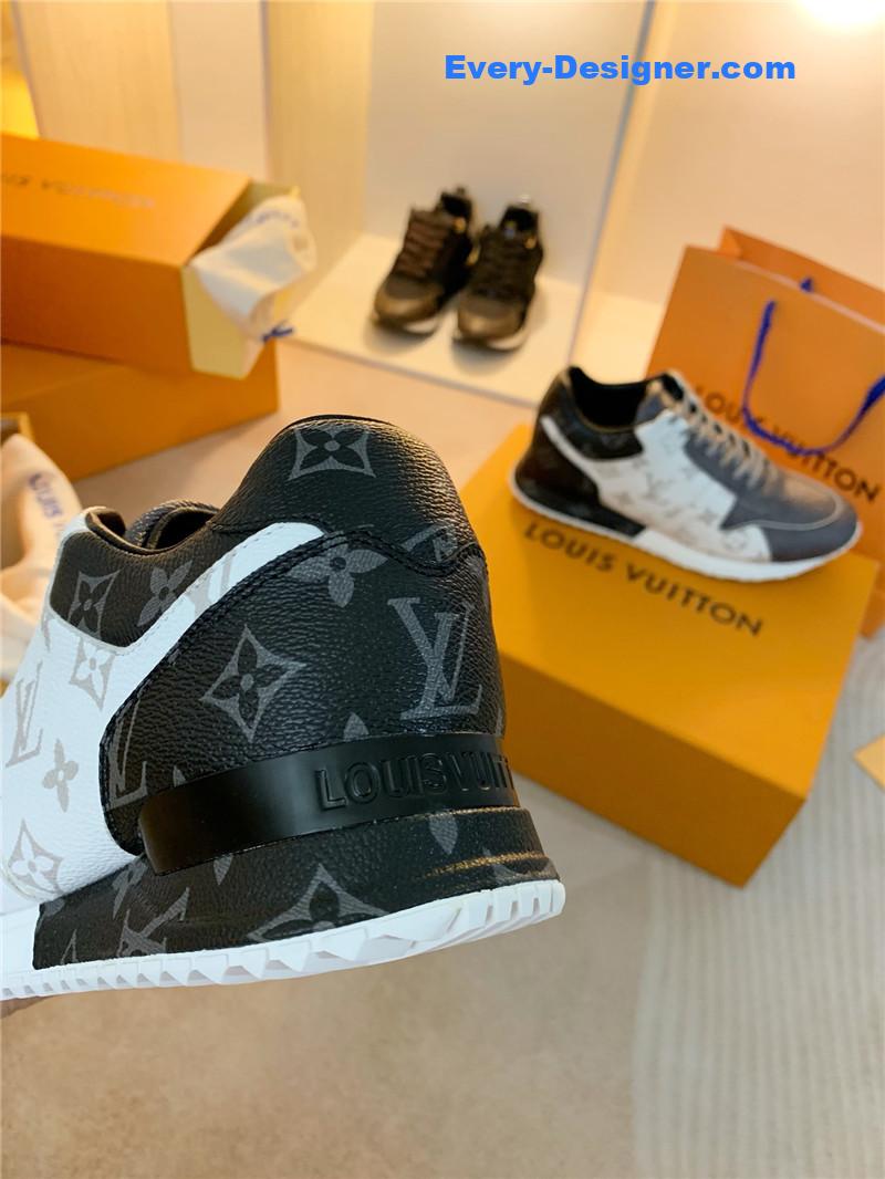 l0vis Vvtt0n lv run away sneakers