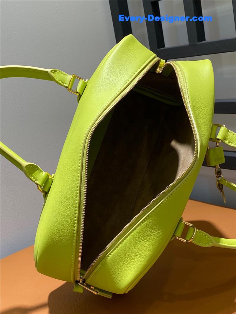 L0ew* amazona 28 bag