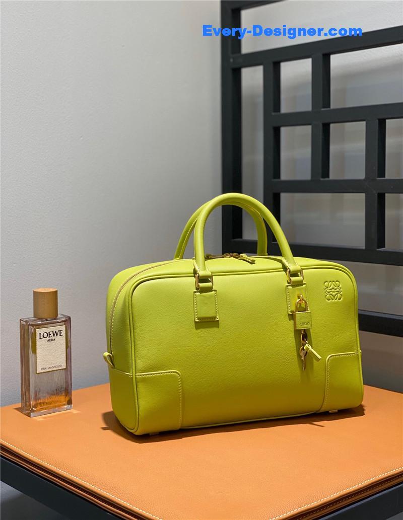 L0ew* amazona 28 bag