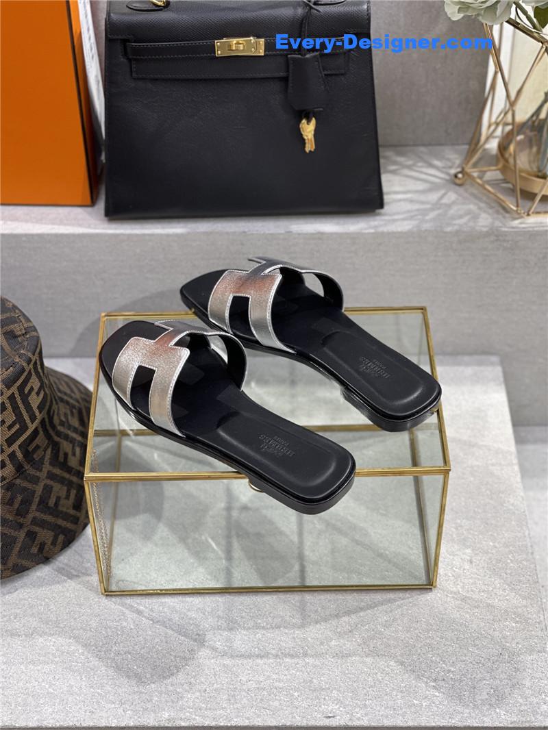 H**me5 early spring new color slippers