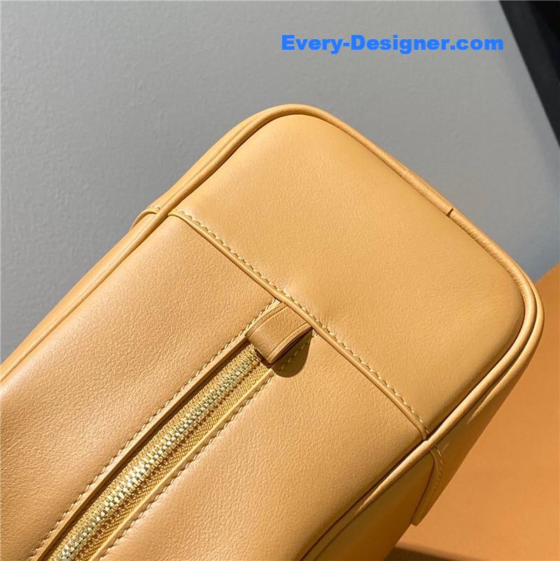 L0ew* amazona 28 bag