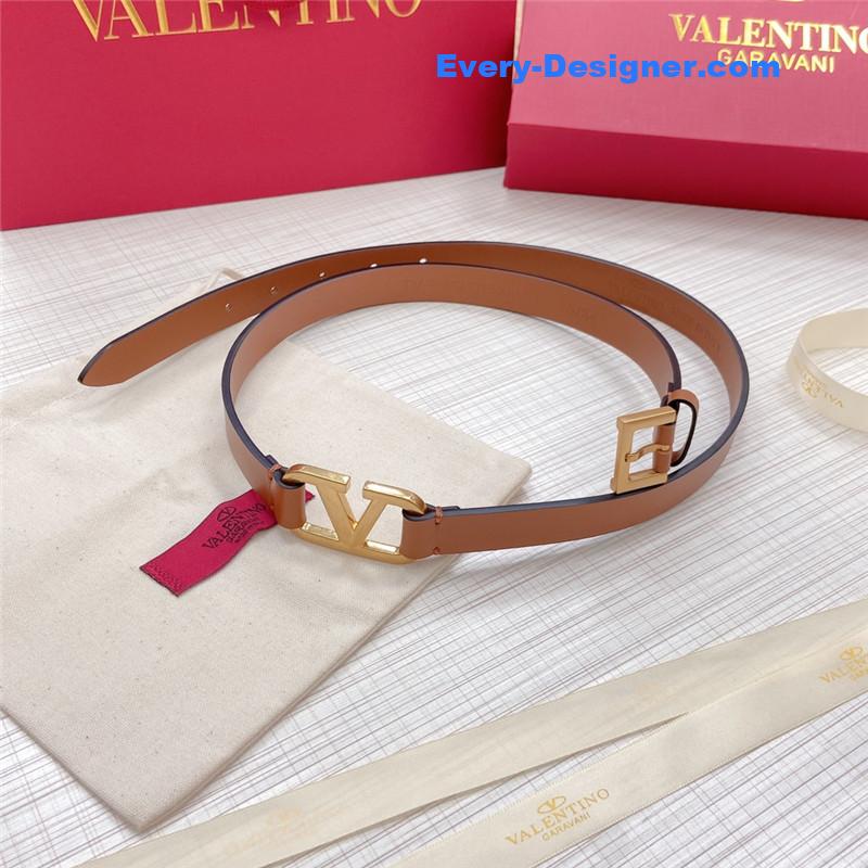 Va1e*ntin0 v buckle belt