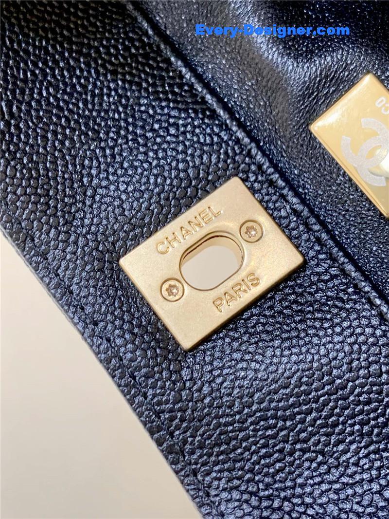 Ch**el hobo bag with chain