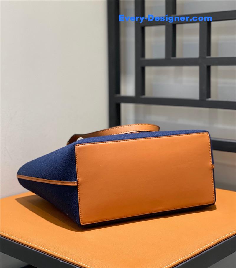 L0ew* anagram tote bag