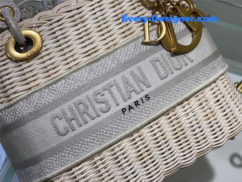 lady D10r woven bag