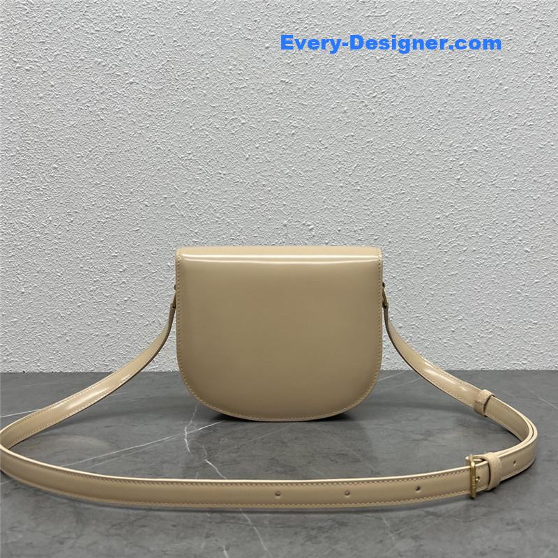 Ce1i*e saddle bag