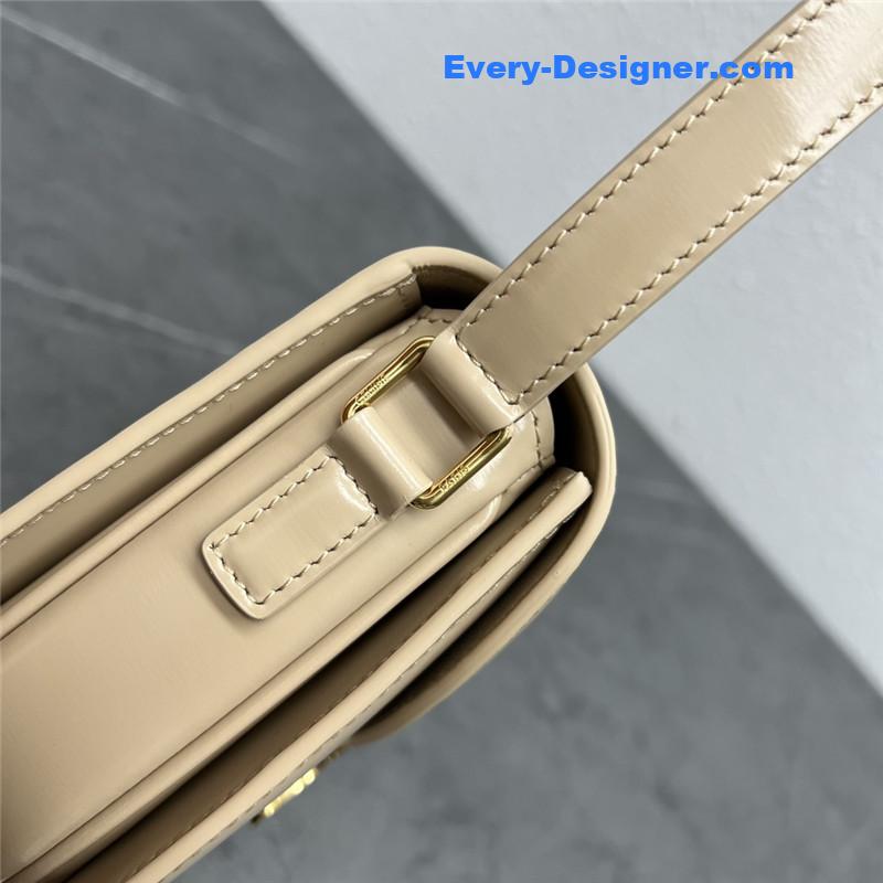 Ce1i*e saddle bag