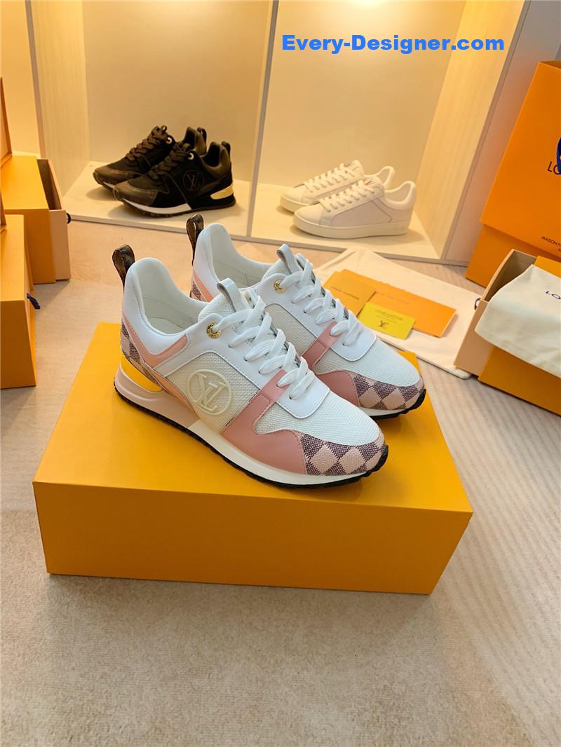 l0vis Vvtt0n lv run away sneakers