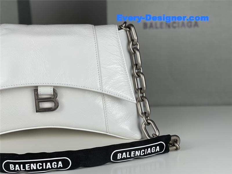 Ba1en*iaga downtown chain shoulder bag