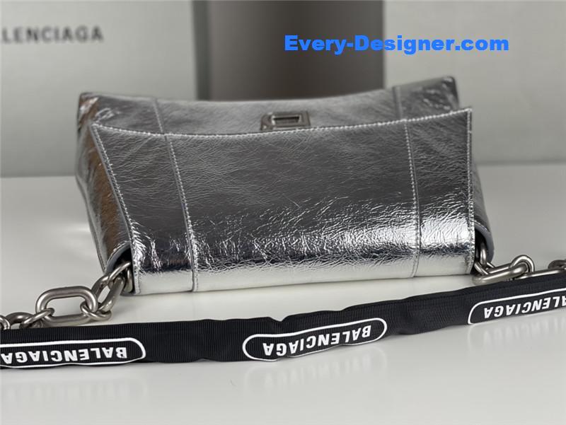 Ba1en*iaga downtown chain shoulder bag