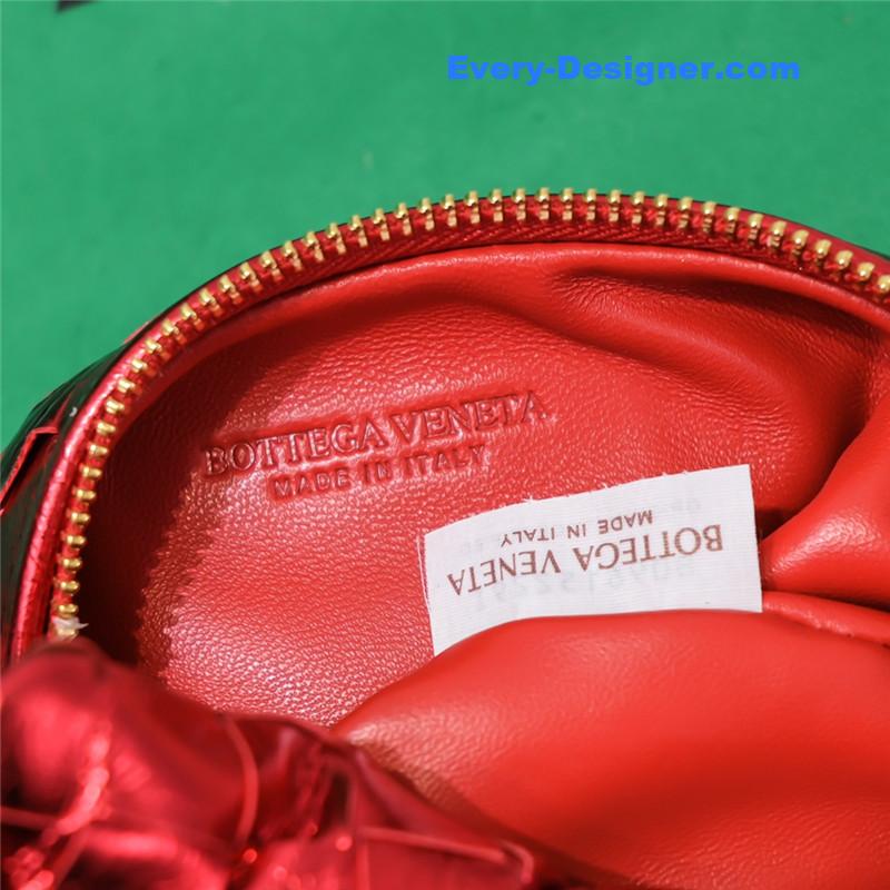 b0tt*ga Ven*ta mini jodie bag red