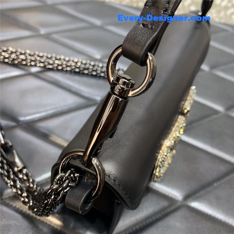 Va1e*ntin0 garavani mini loco bag