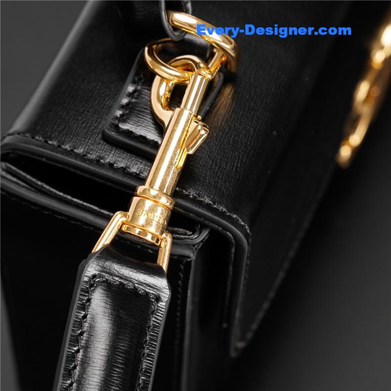 Ce1i*e box triomphe bag
