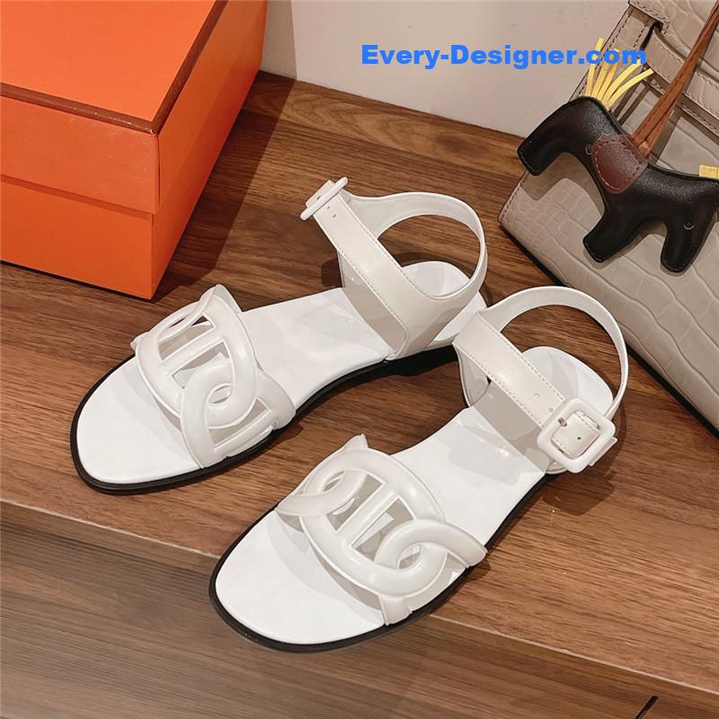 H**me5 extra flat sandal