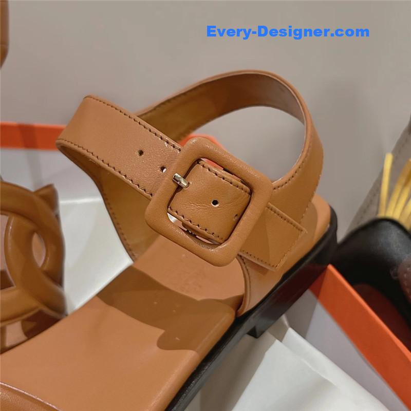 H**me5 extra flat sandal